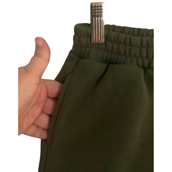 COMFRT Solid Olive Green Kid's Full Length Jogger Sweatpants Size Medium (9-10) - Picture 6 of 9